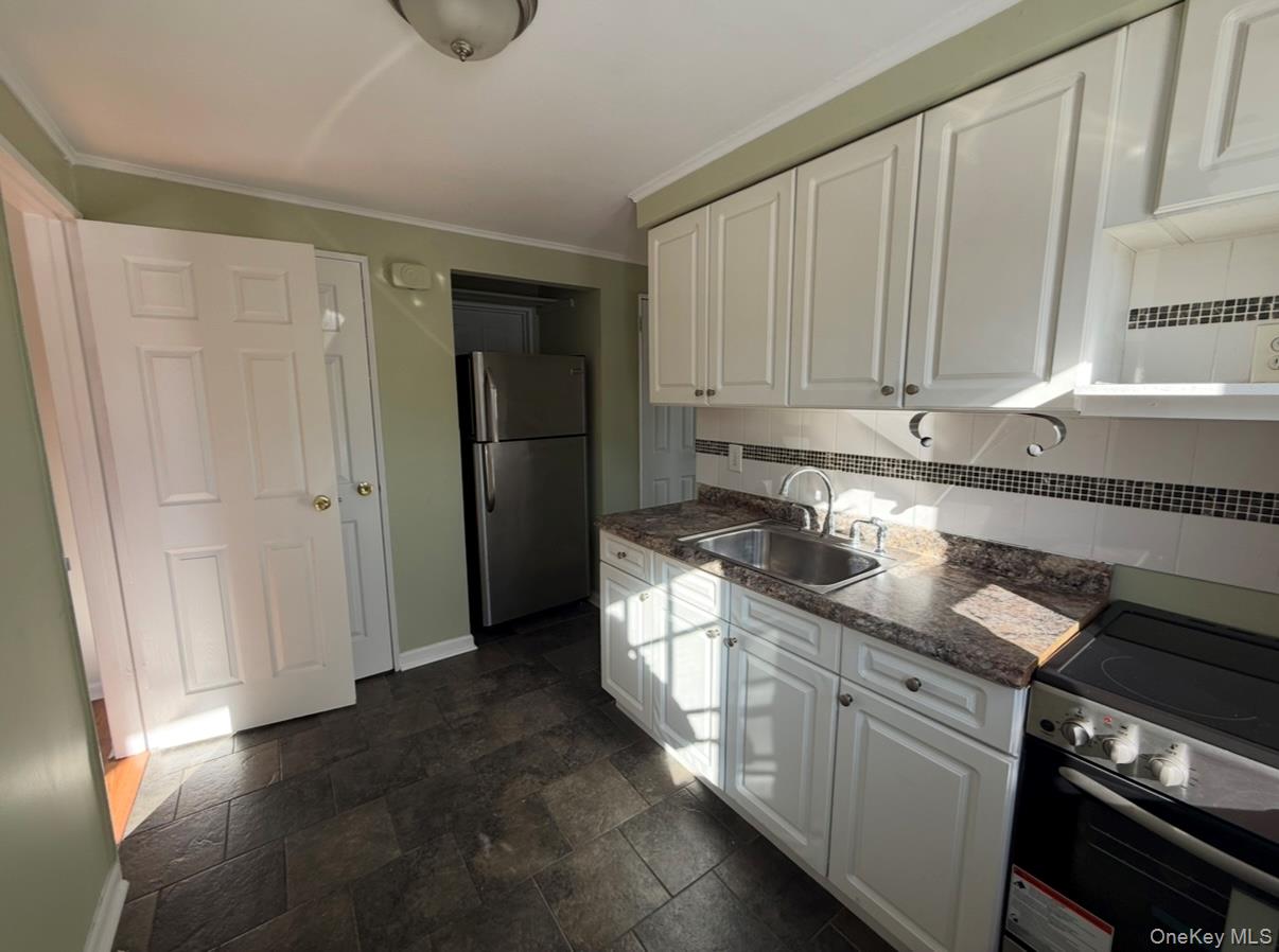 855 E Walnut Street # 2, Long Beach, NY 11561