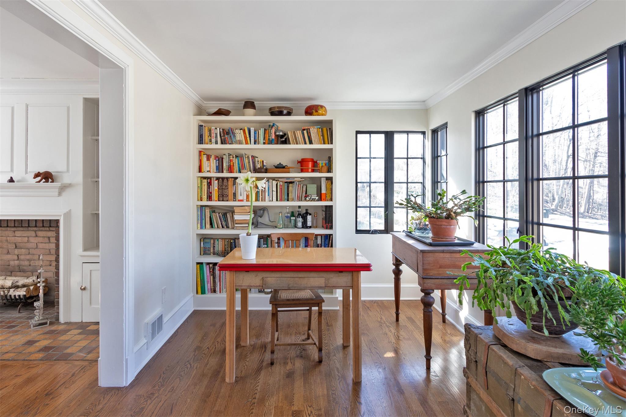 1 W Winding Road, Poughkeepsie, NY 12601