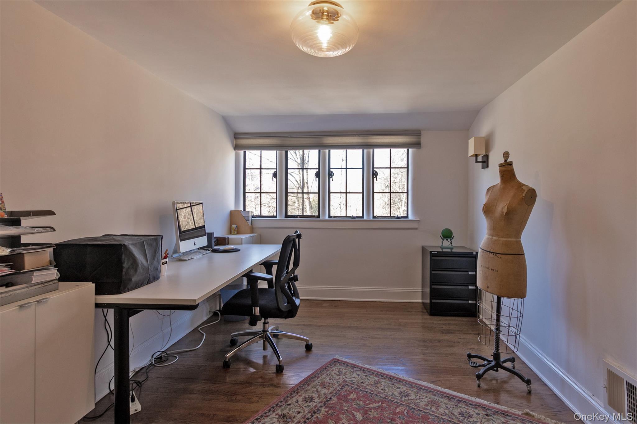 1 W Winding Road, Poughkeepsie, NY 12601