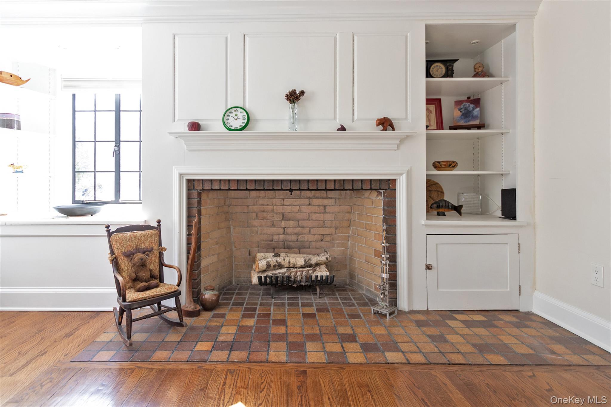 1 W Winding Road, Poughkeepsie, NY 12601