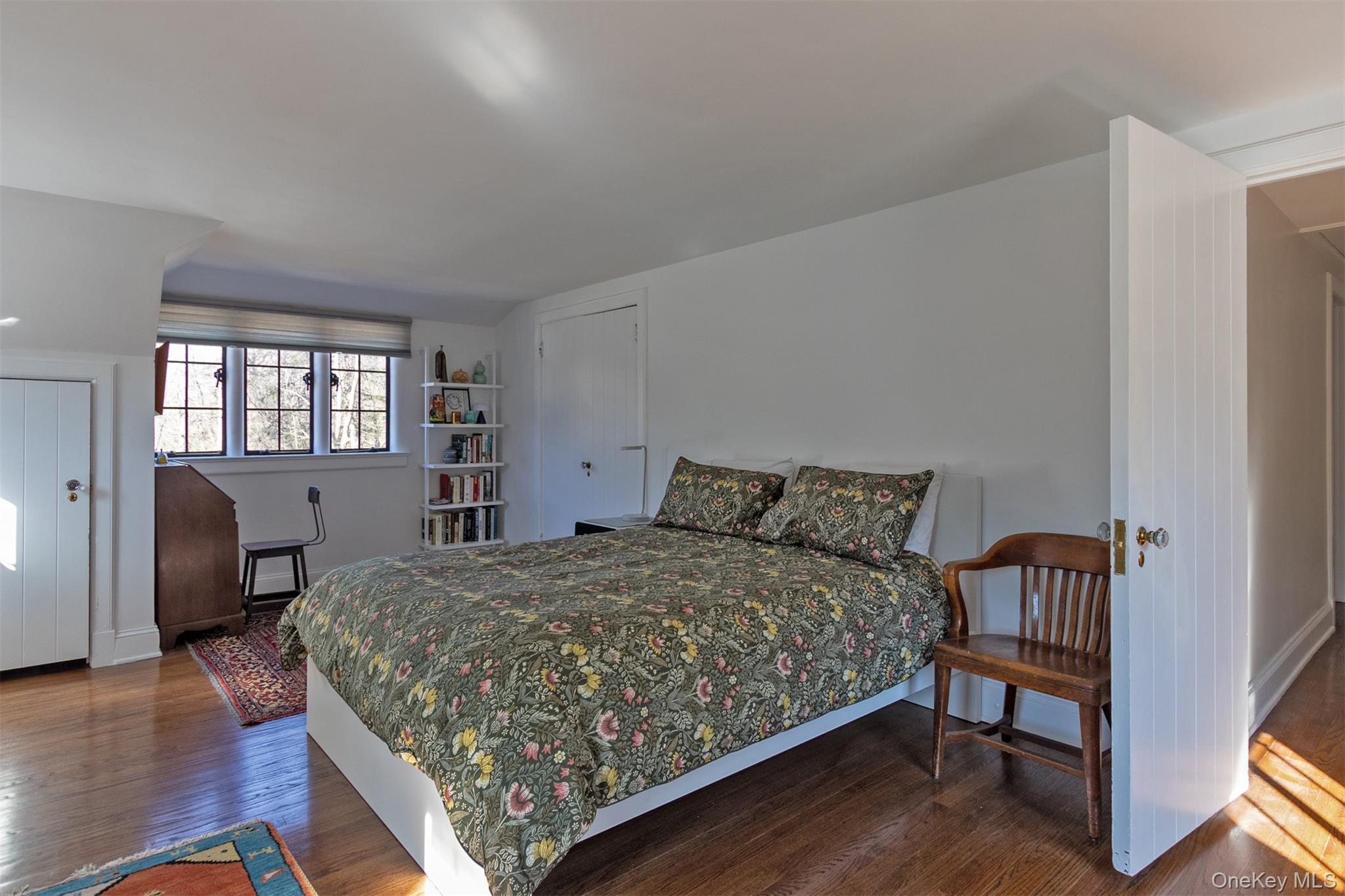 1 W Winding Road, Poughkeepsie, NY 12601