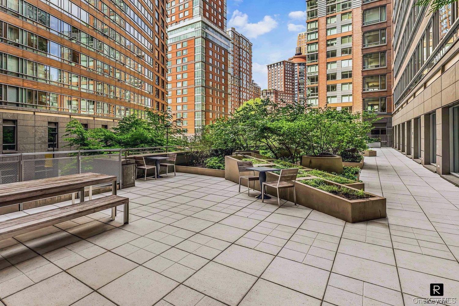 2 River Terrace # 6-L, New York (Manhattan), NY 10282