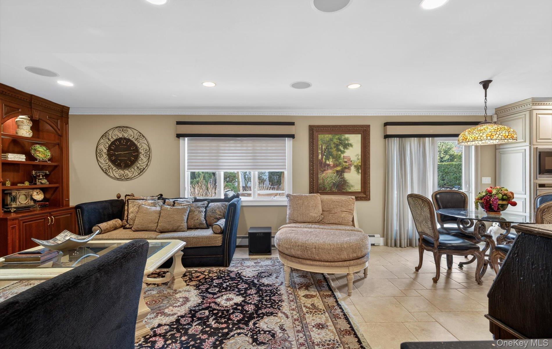 18 Chardonnay Road, Commack, NY 11725