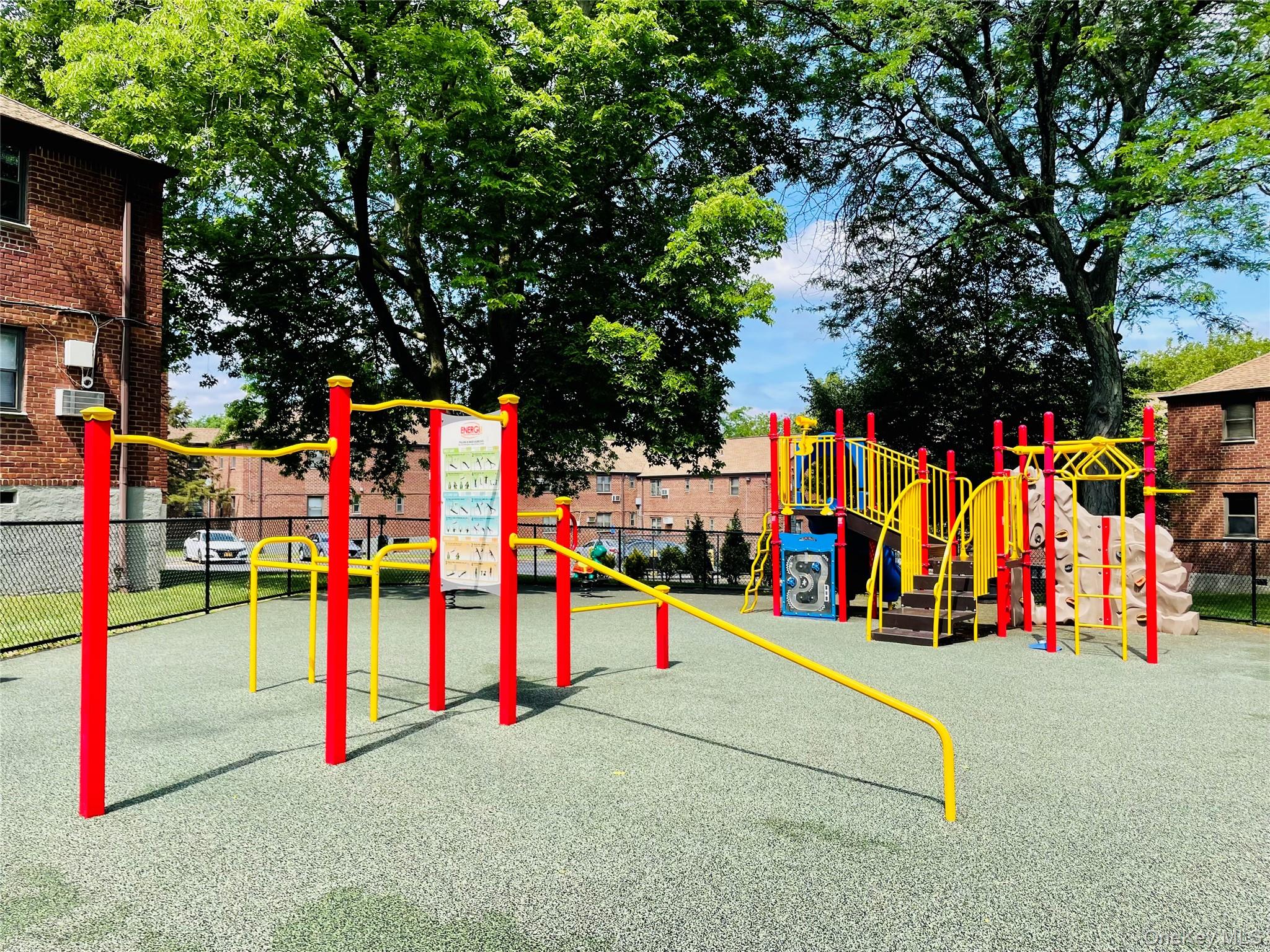 57-41 246TH Crescent # Lower, Douglaston, NY 11362