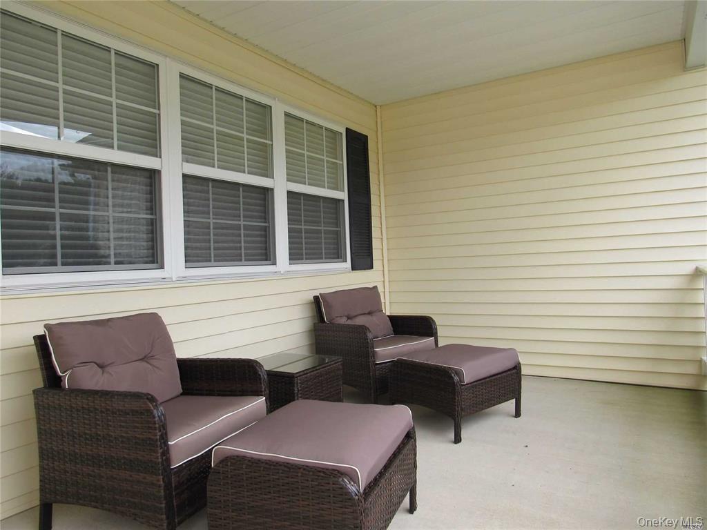 2702 Amen Corner, Riverhead, NY 11901