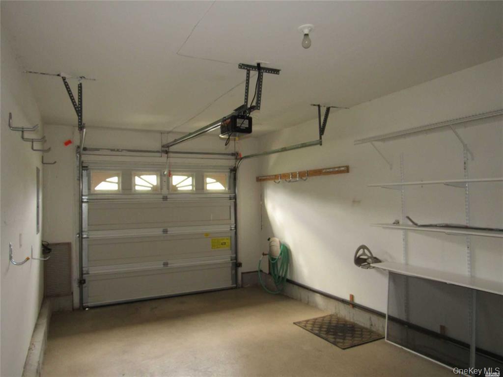 2702 Amen Corner, Riverhead, NY 11901