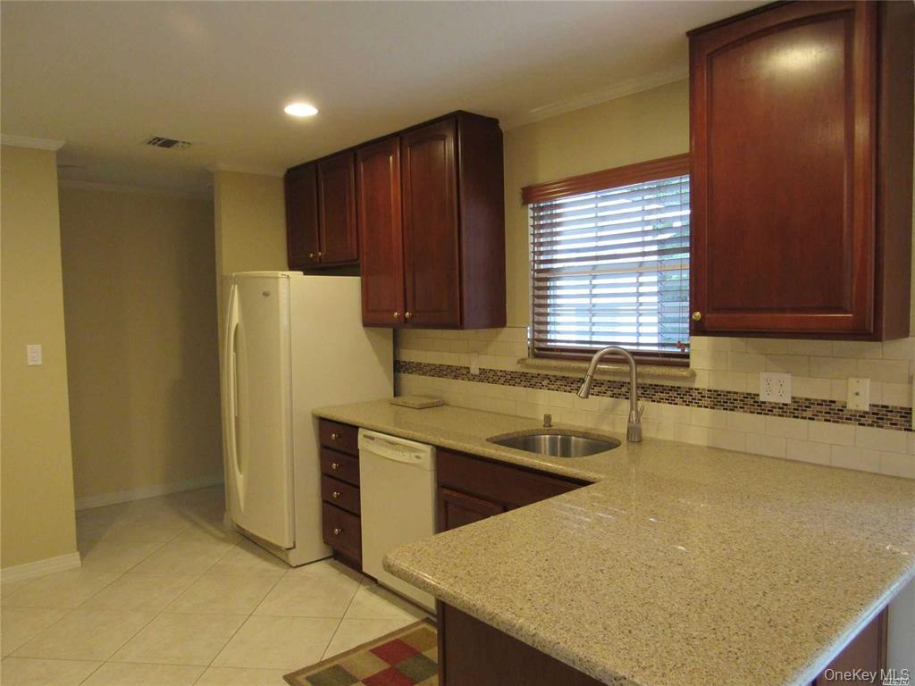 2702 Amen Corner, Riverhead, NY 11901