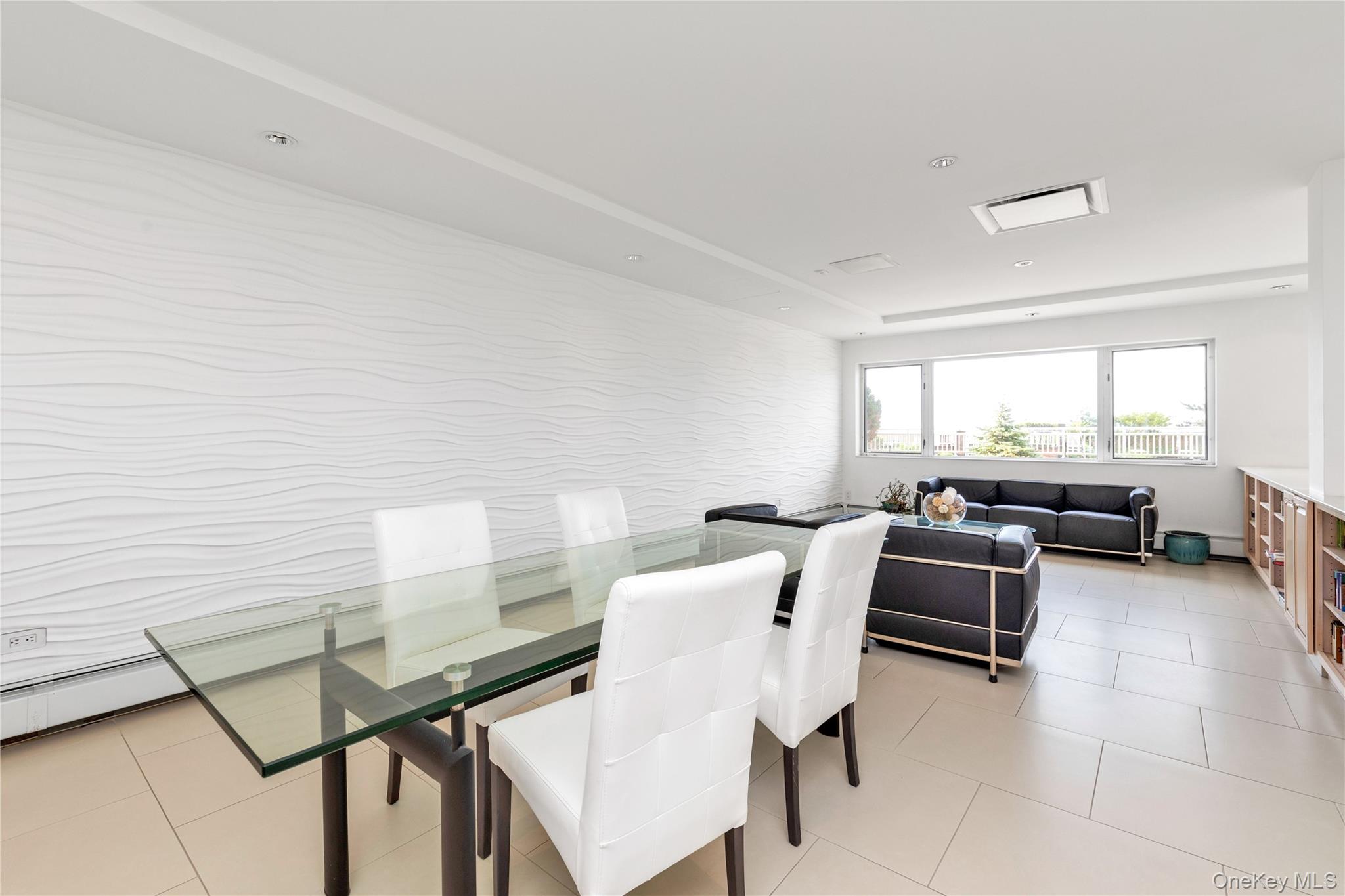 830 Shore Road # 3i, Long Beach, NY 11561