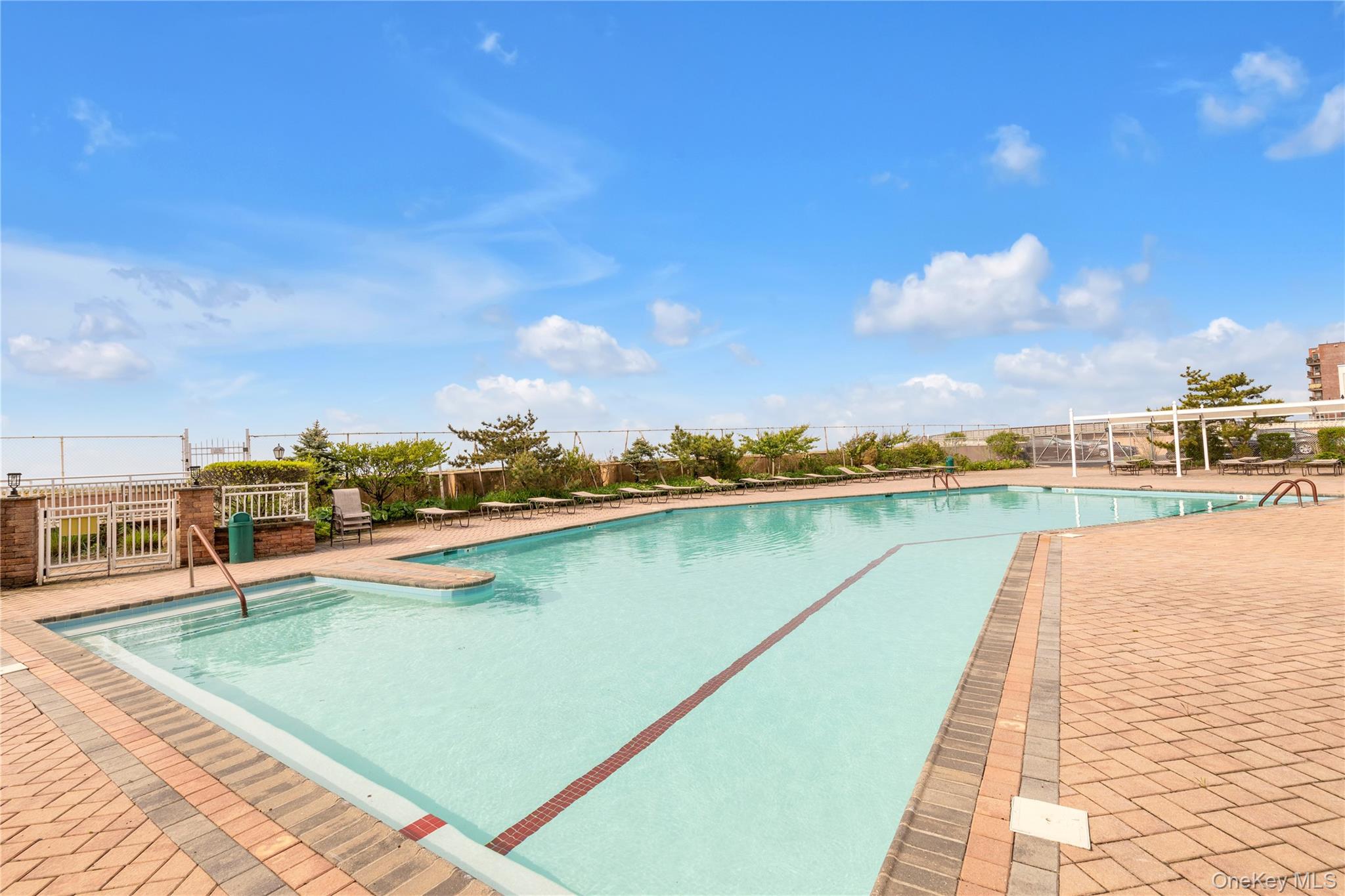 830 Shore Road # 3i, Long Beach, NY 11561