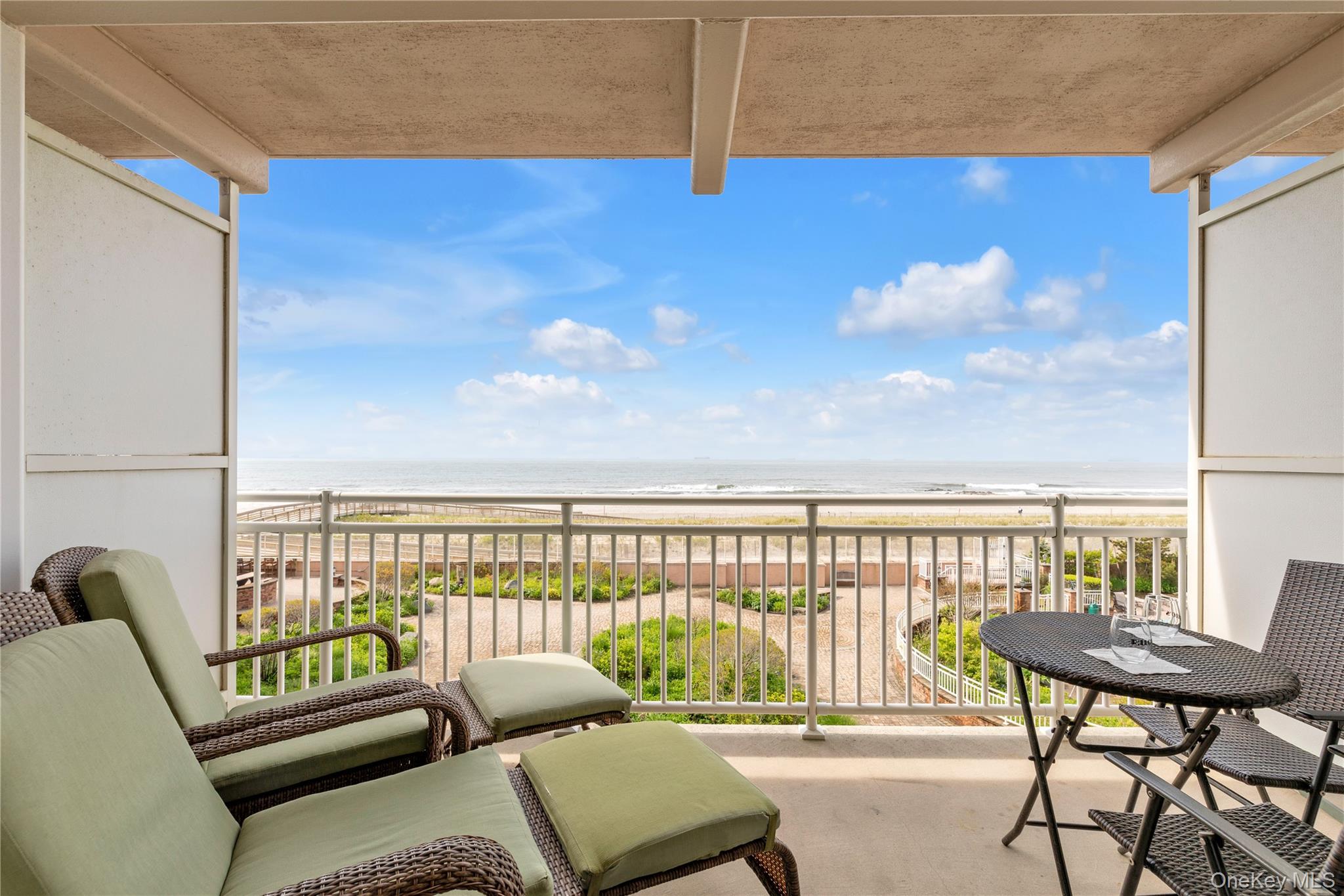 830 Shore Road # 3i, Long Beach, NY 11561