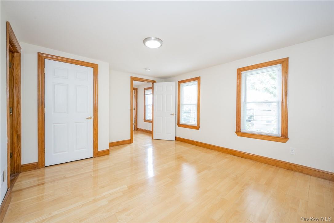 27 New Street, Eastchester, NY 10709