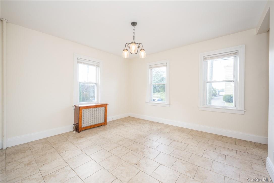 27 New Street, Eastchester, NY 10709