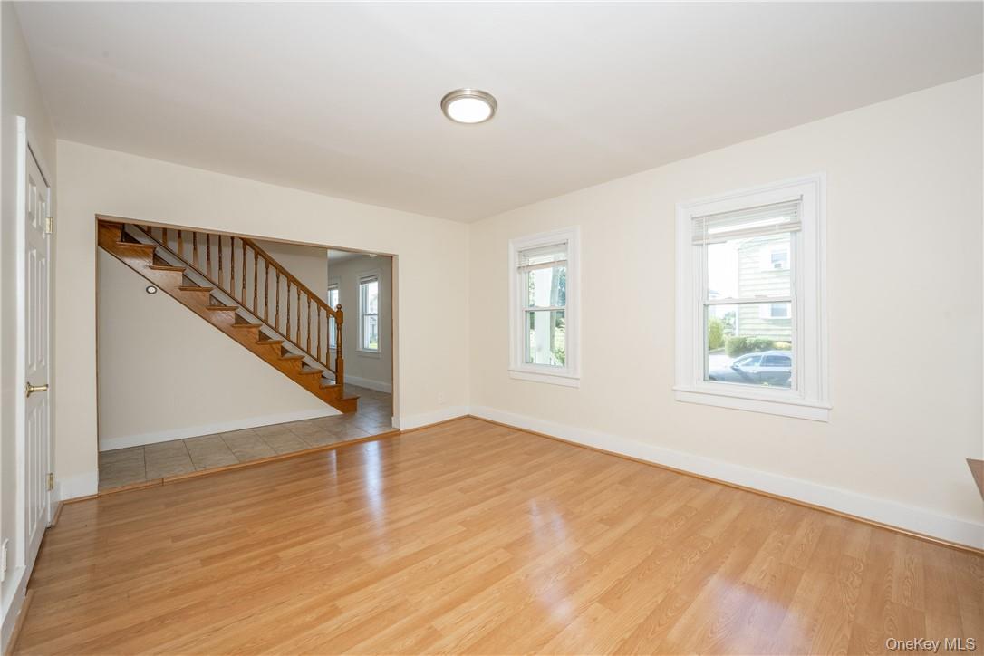 27 New Street, Eastchester, NY 10709