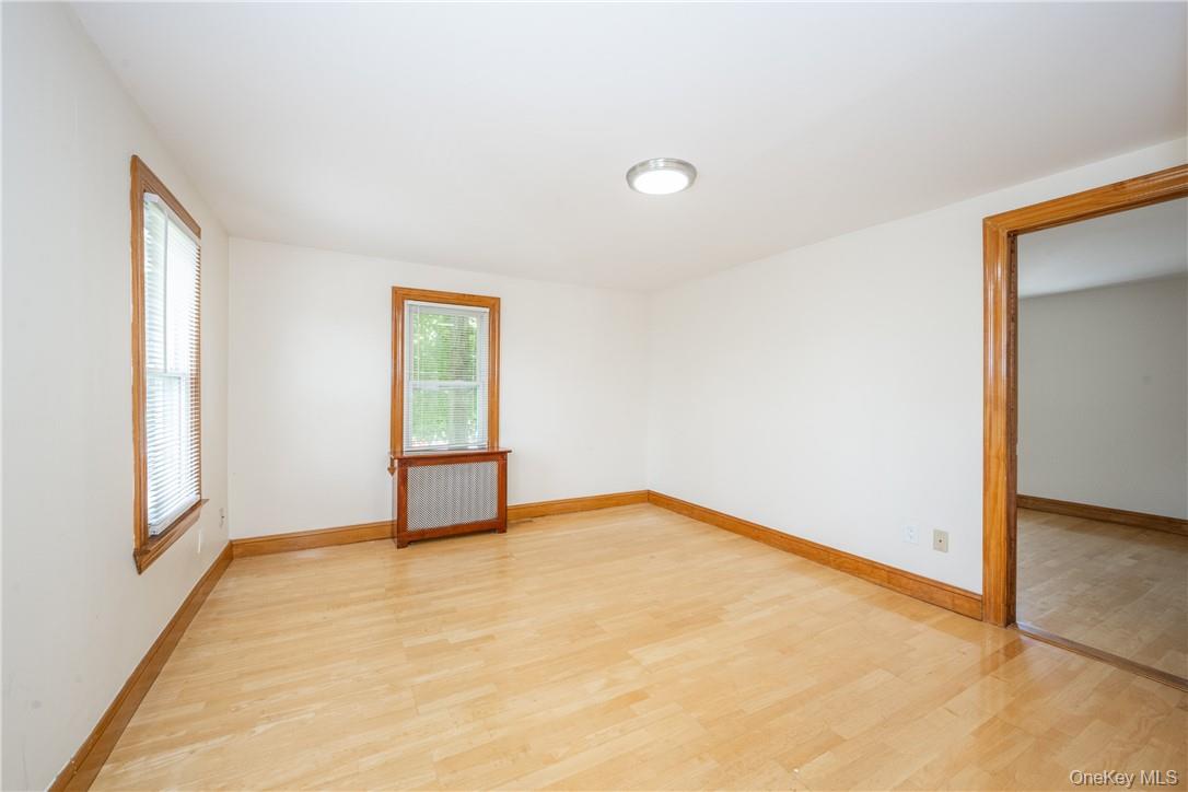 27 New Street, Eastchester, NY 10709