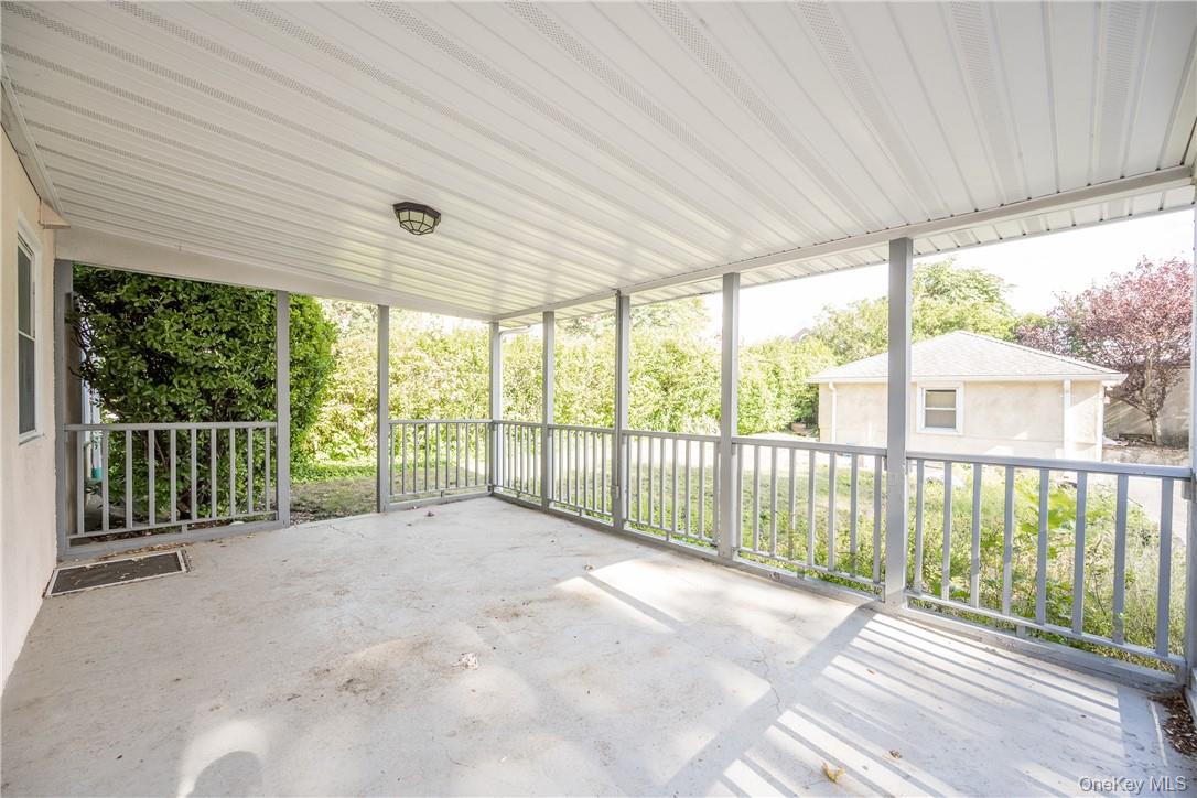 27 New Street, Eastchester, NY 10709