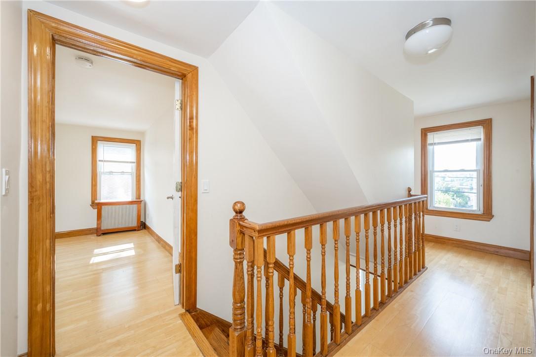 27 New Street, Eastchester, NY 10709