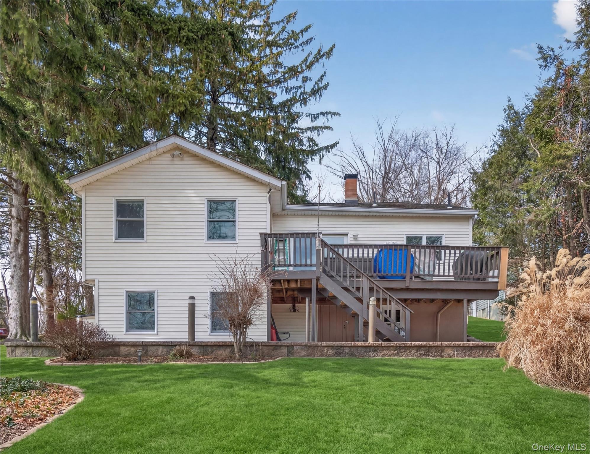 97 Ridge Road, Valley Cottage, NY 10989