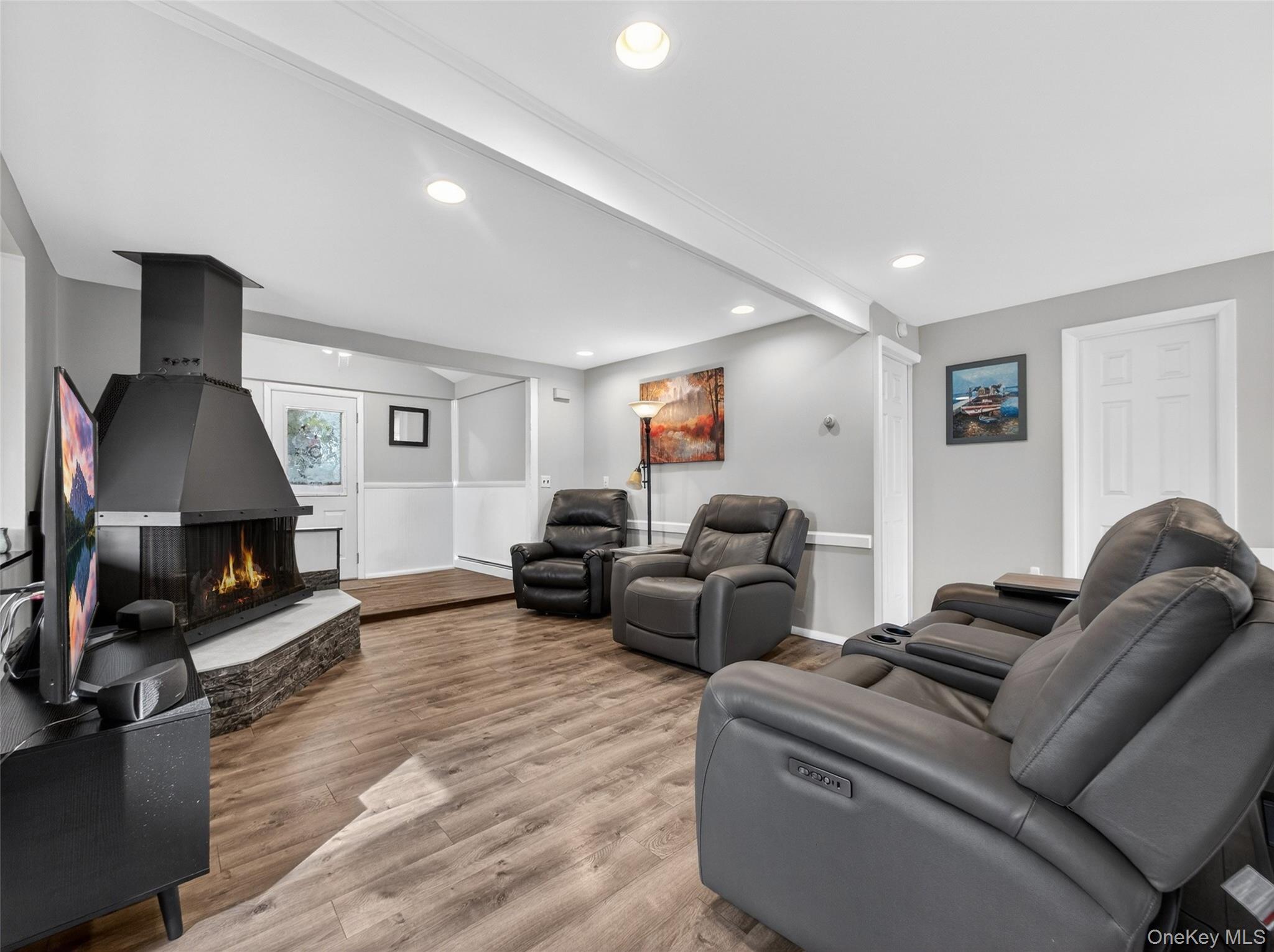 97 Ridge Road, Valley Cottage, NY 10989