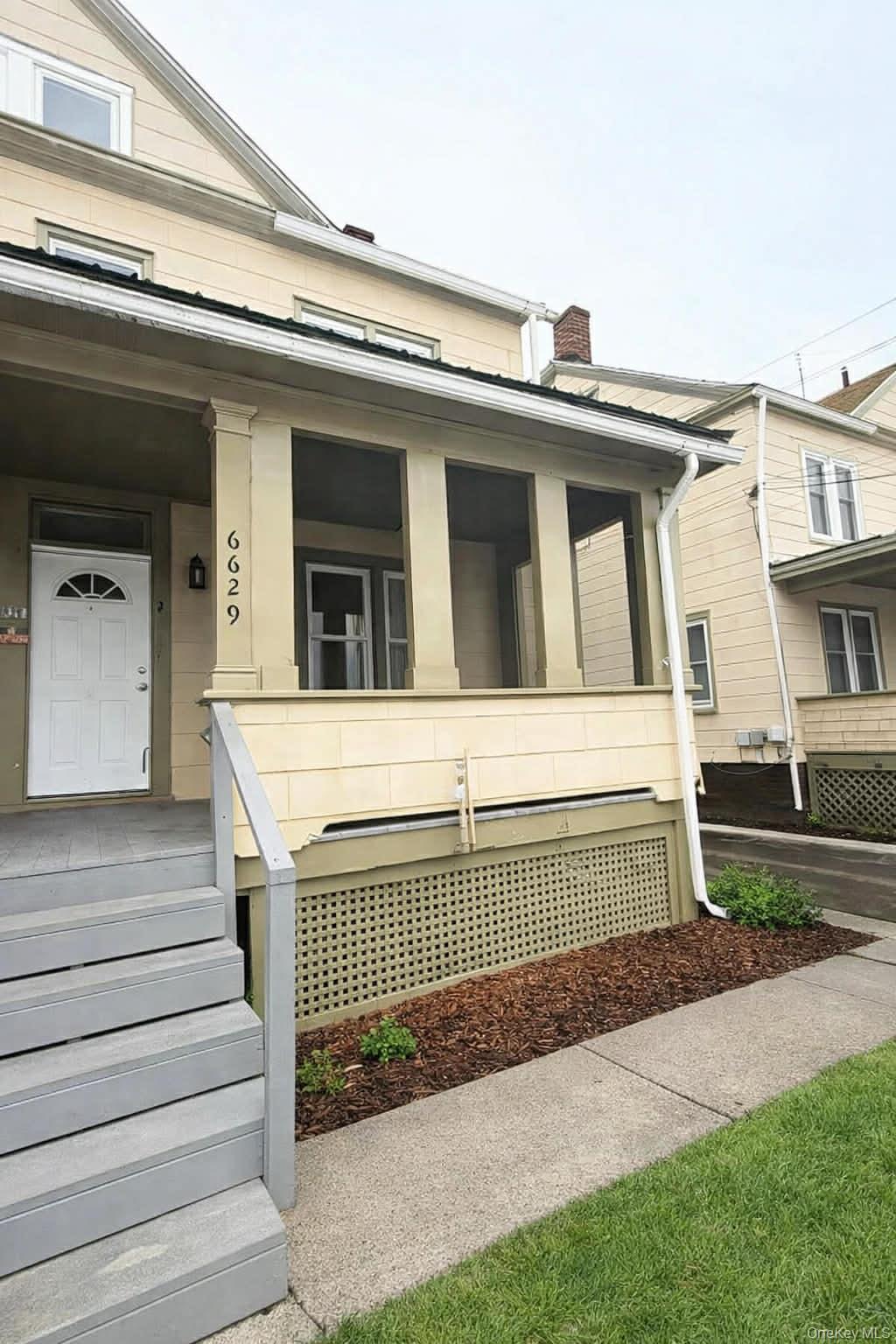 6629 Park Place, Hudson, NY 12172