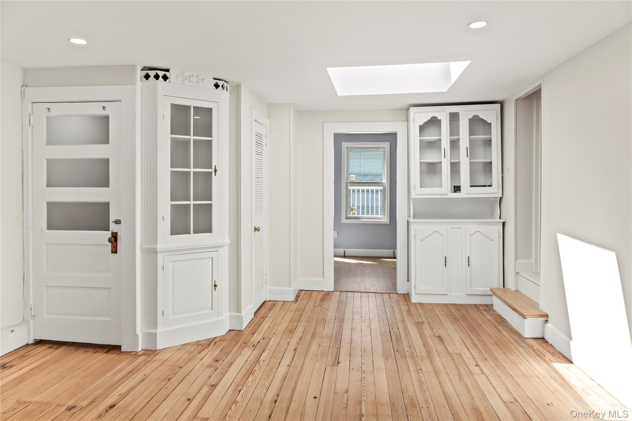 51 Spring Street # B, Oyster Bay, NY 11771