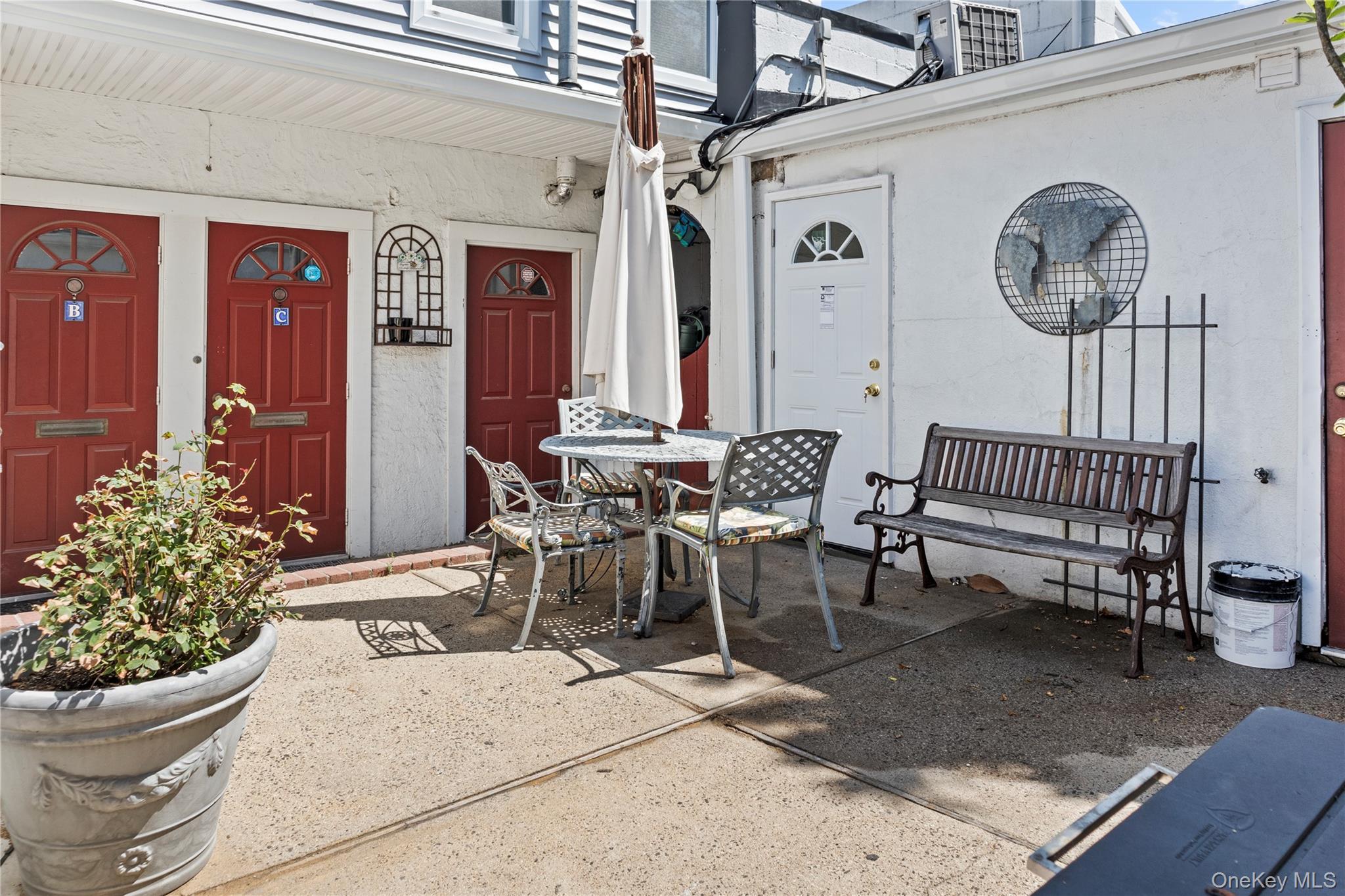 51 Spring Street # B, Oyster Bay, NY 11771