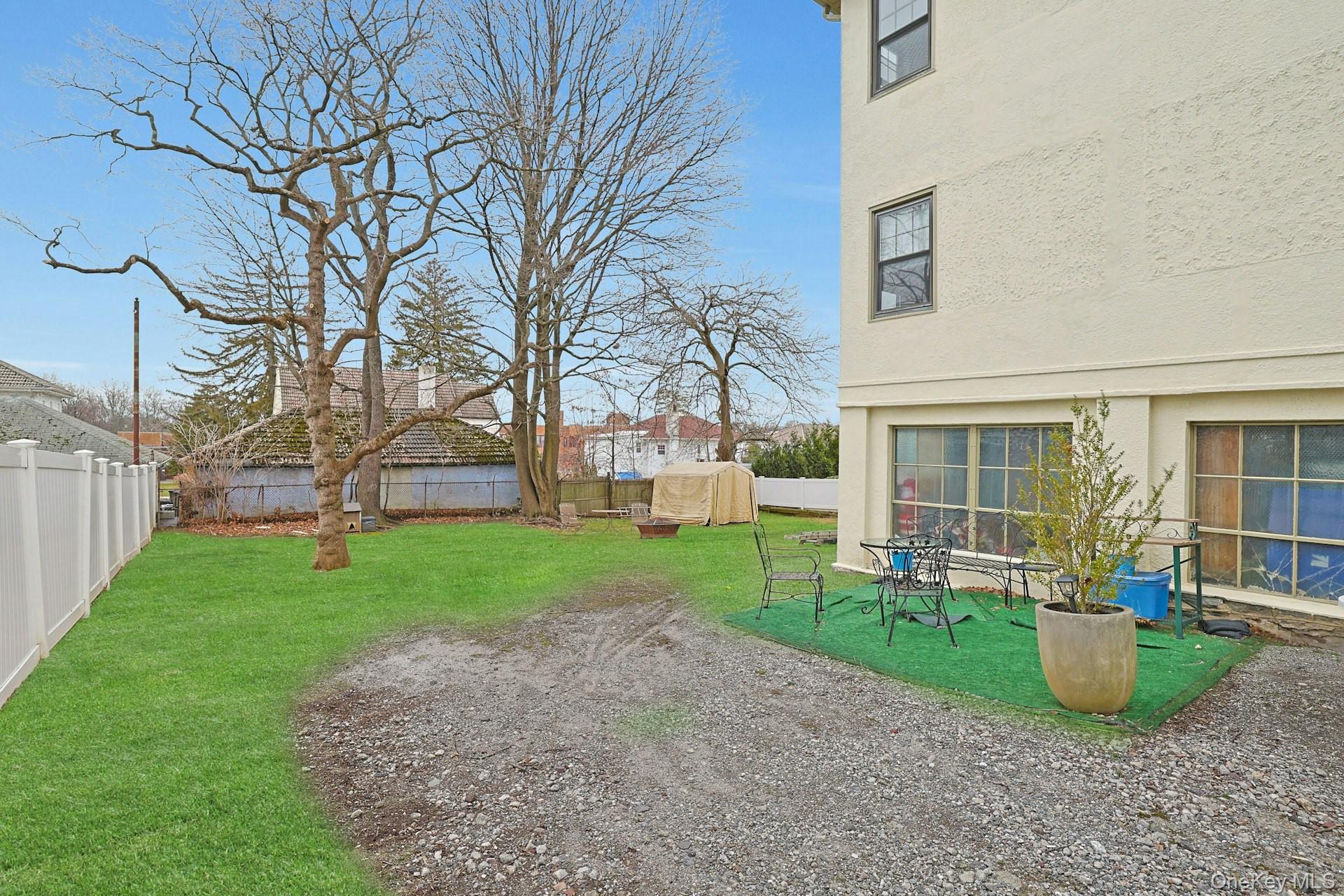 39 Neptune Avenue, New Rochelle, NY 10805