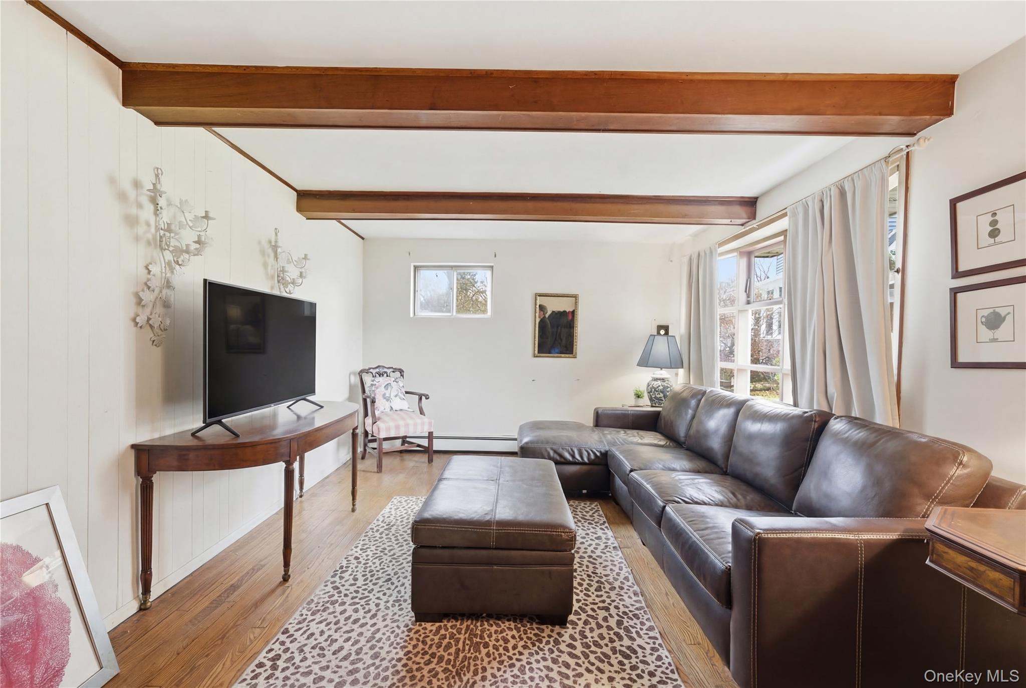 1 & 2 Finnin Place, Bayville, NY 11709