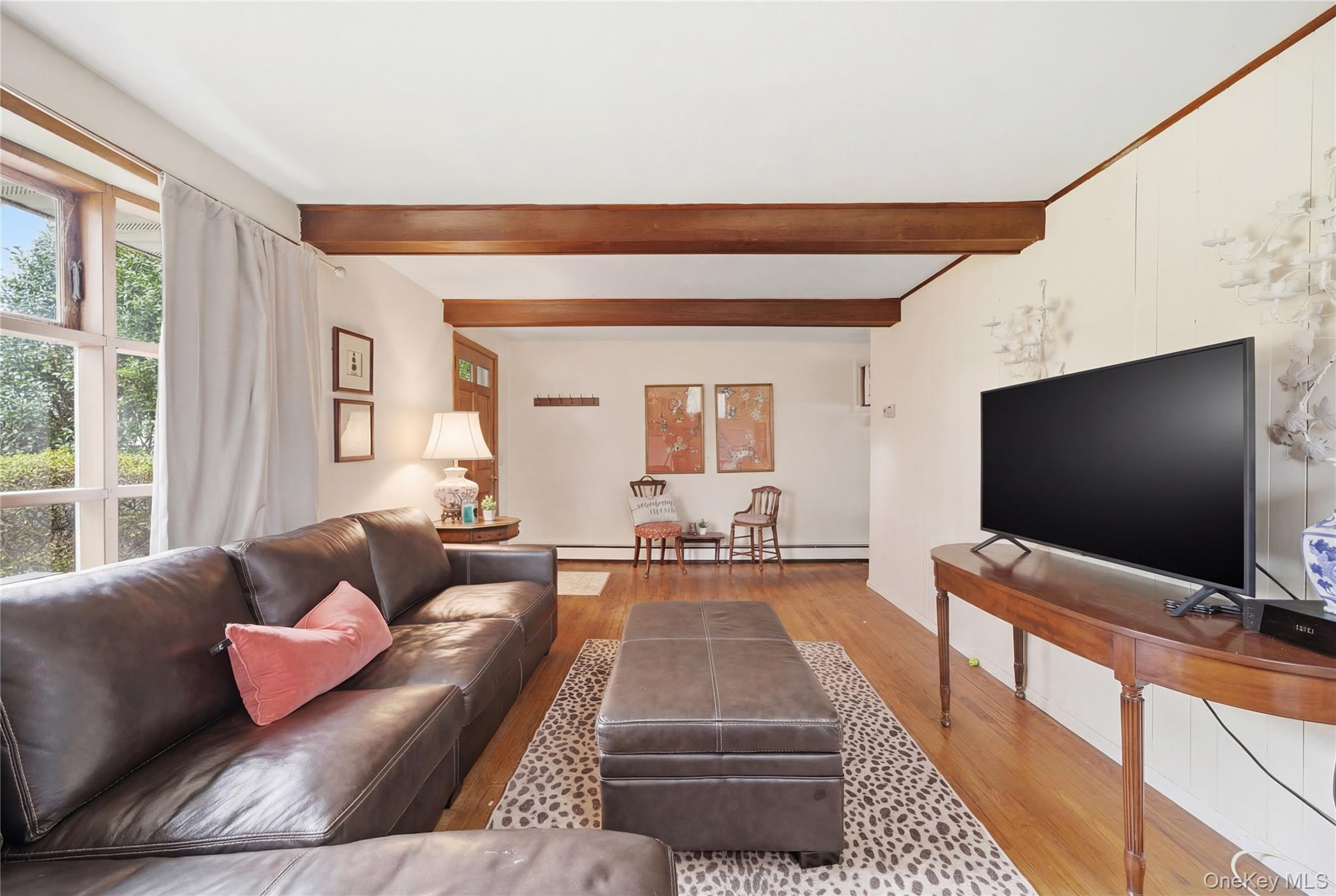 1 & 2 Finnin Place, Bayville, NY 11709