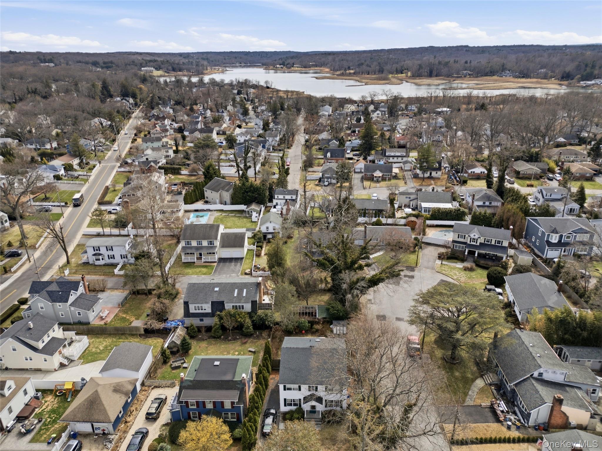 1 & 2 Finnin Place, Bayville, NY 11709