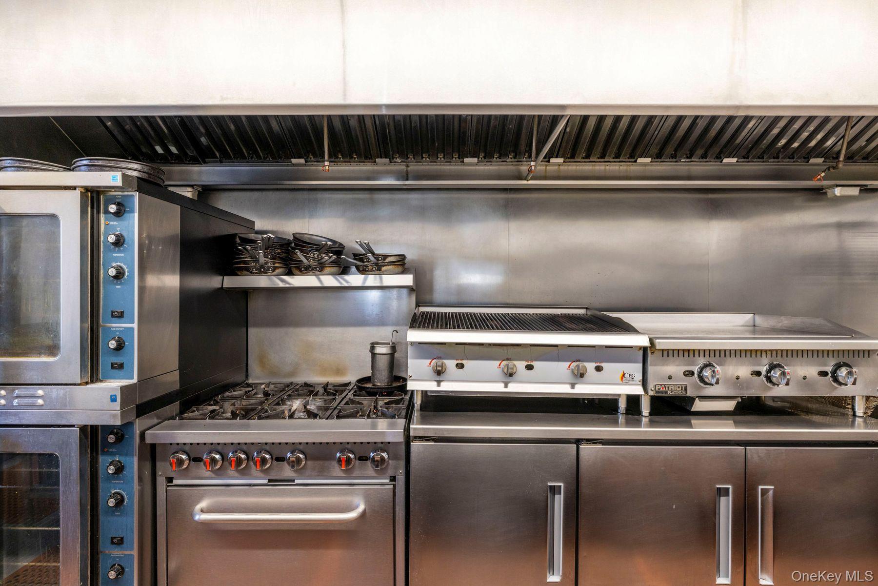 7588 N Broadway, Red Hook, NY 12571