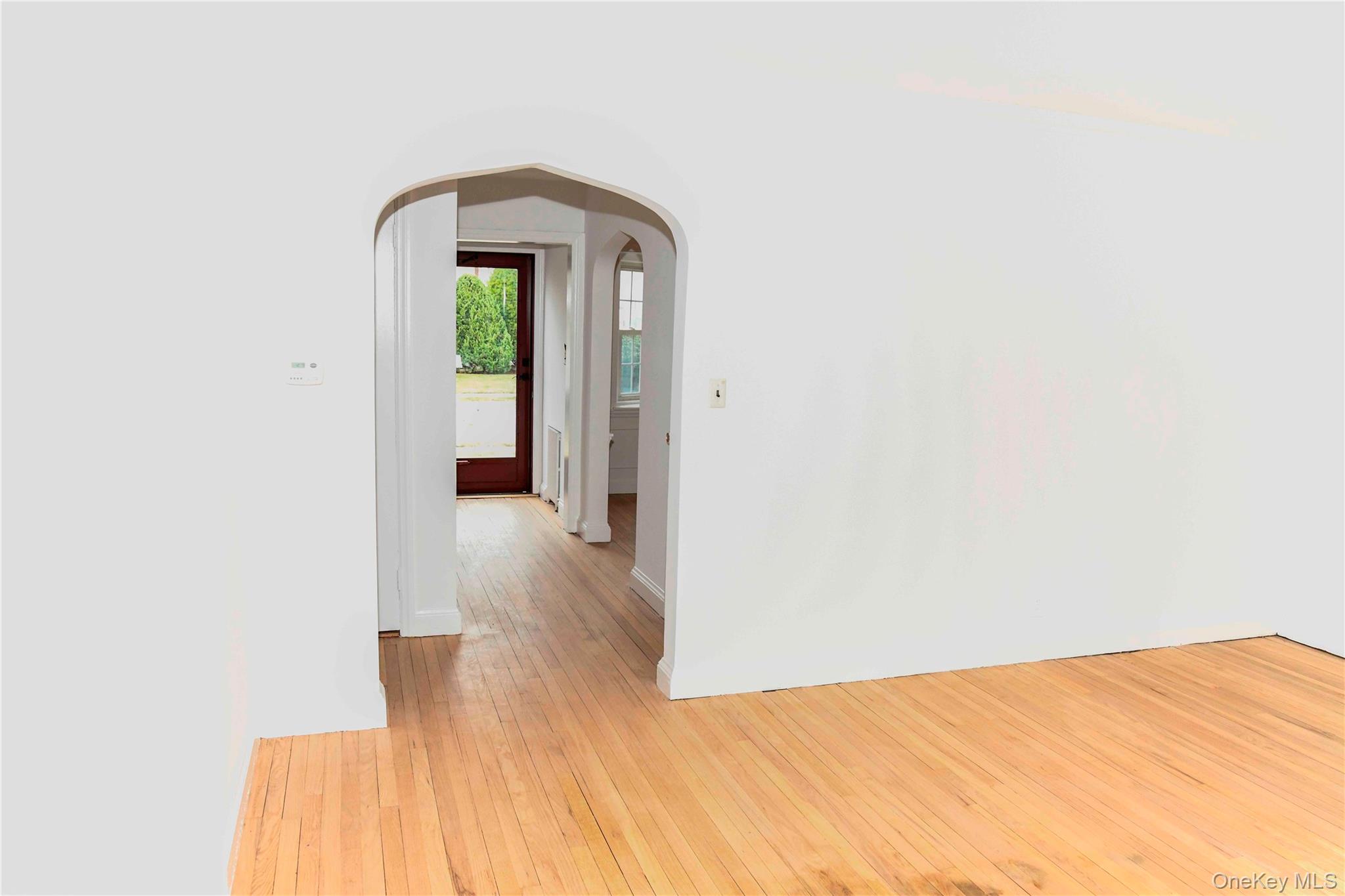 138 Chestnut Street, Lynbrook, NY 11563