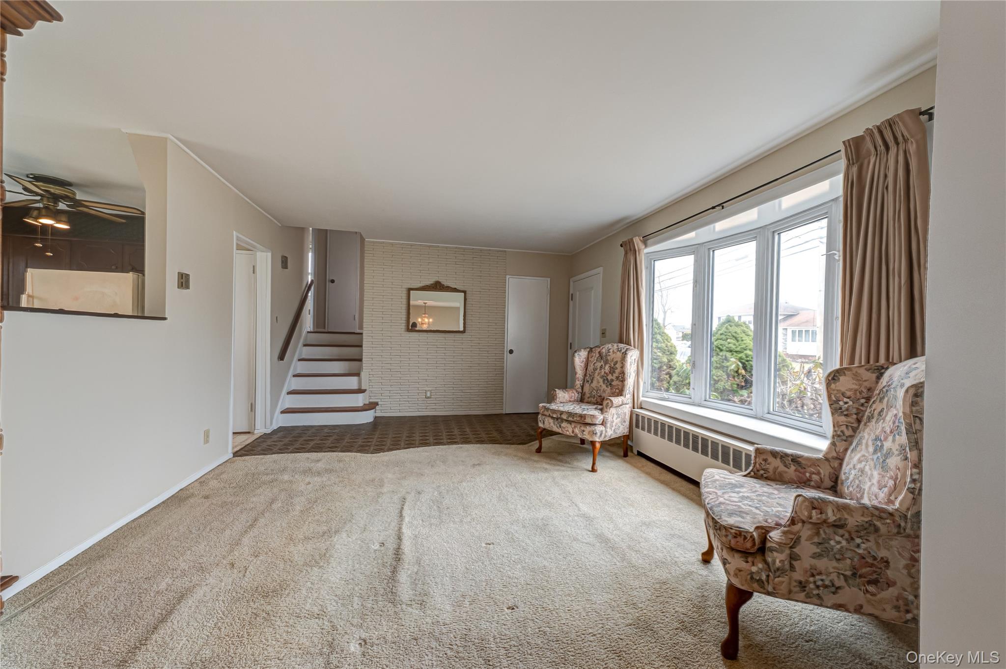 855 Pease Lane, West Islip, NY 11795