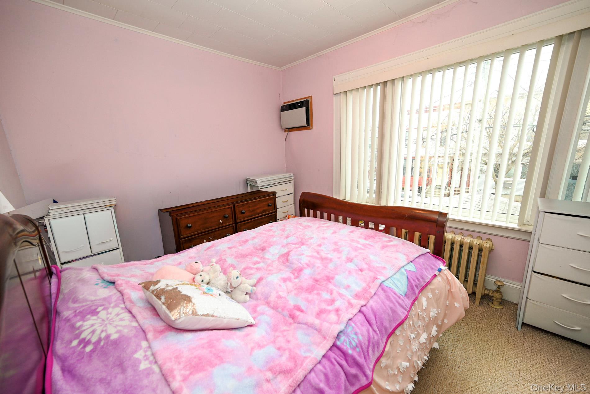 7025 71st Place, Glendale, NY 11385