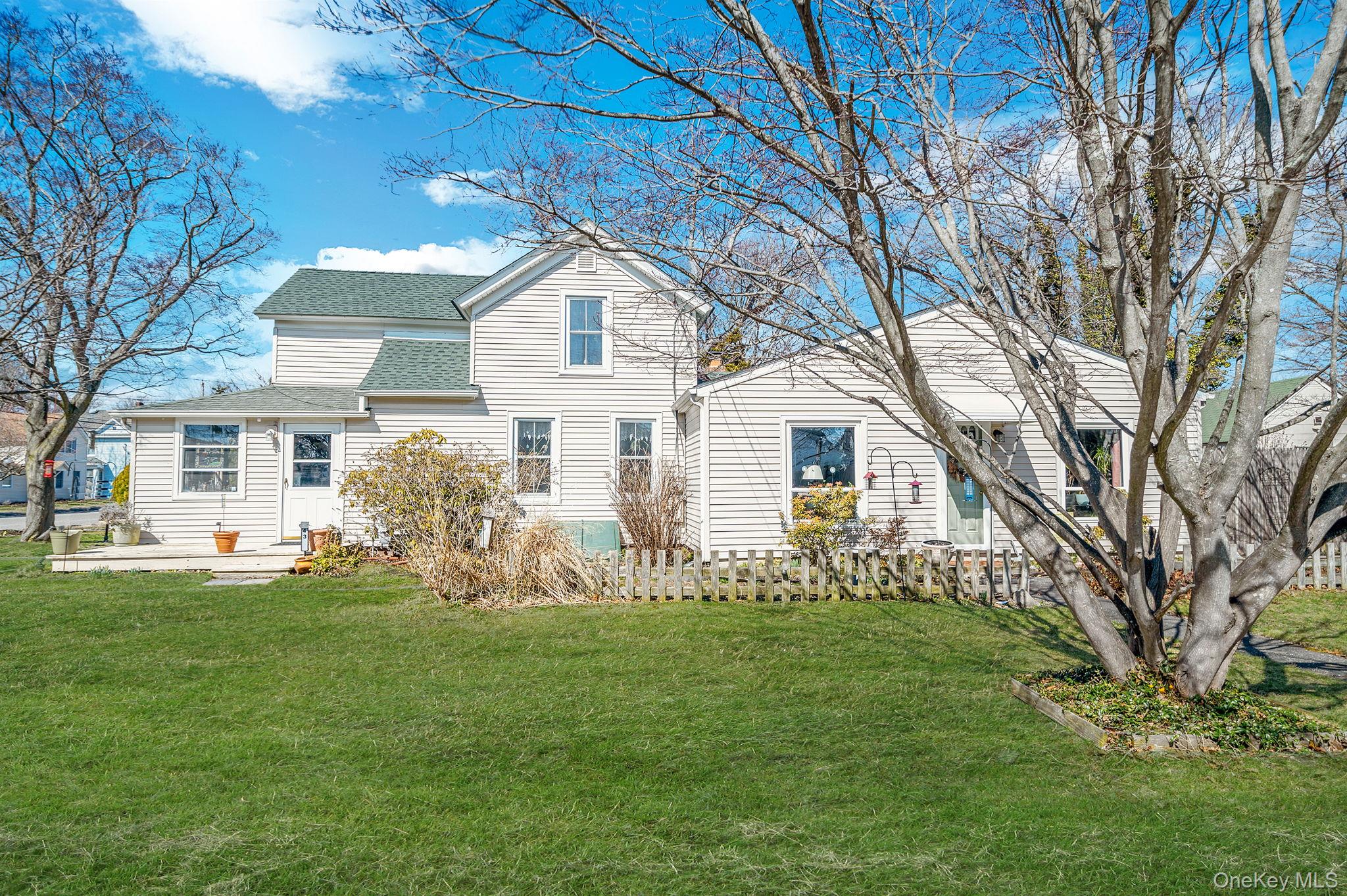 43 Wiggins Avenue, Patchogue, NY 11772