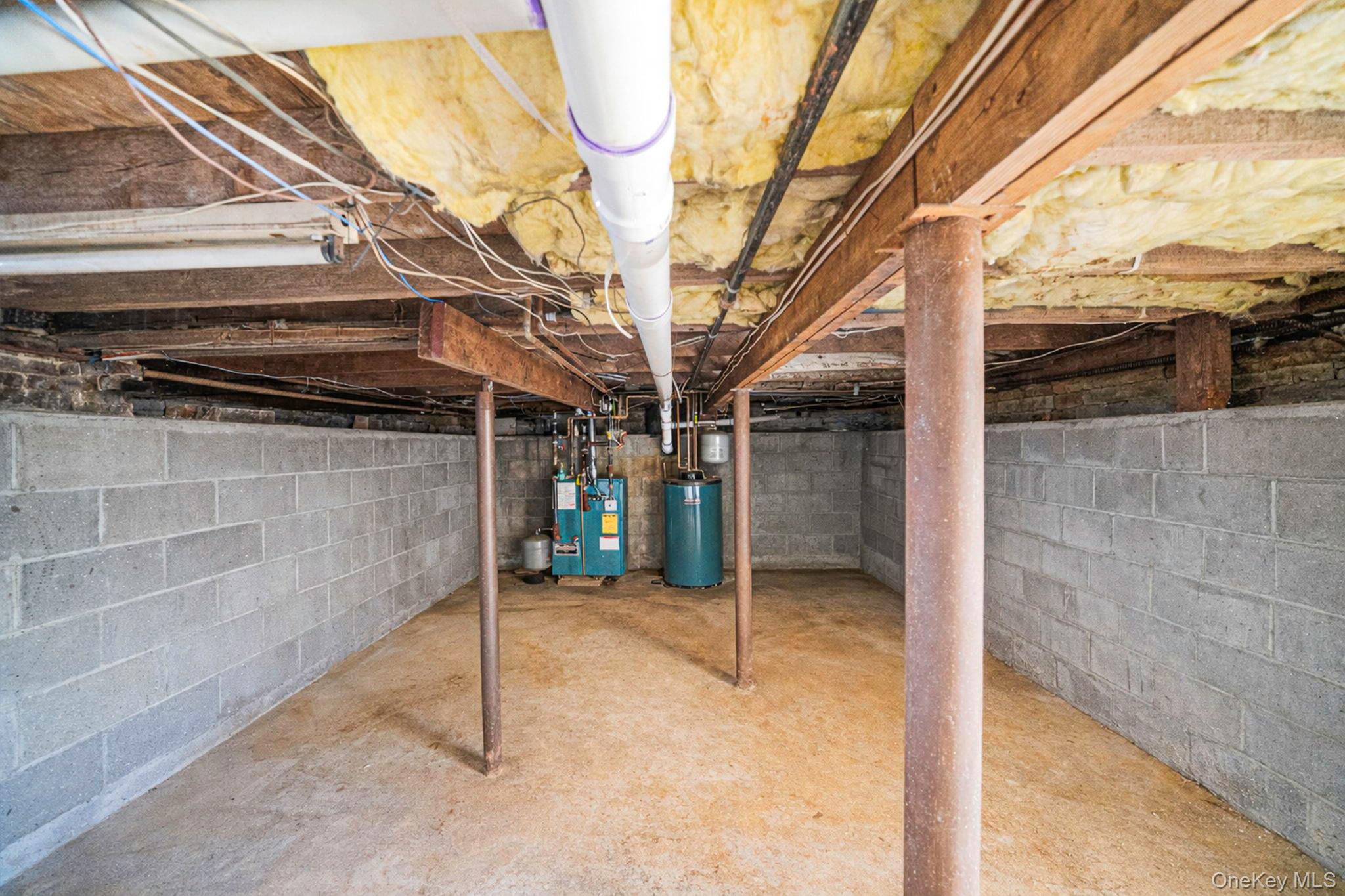 43 Wiggins Avenue, Patchogue, NY 11772