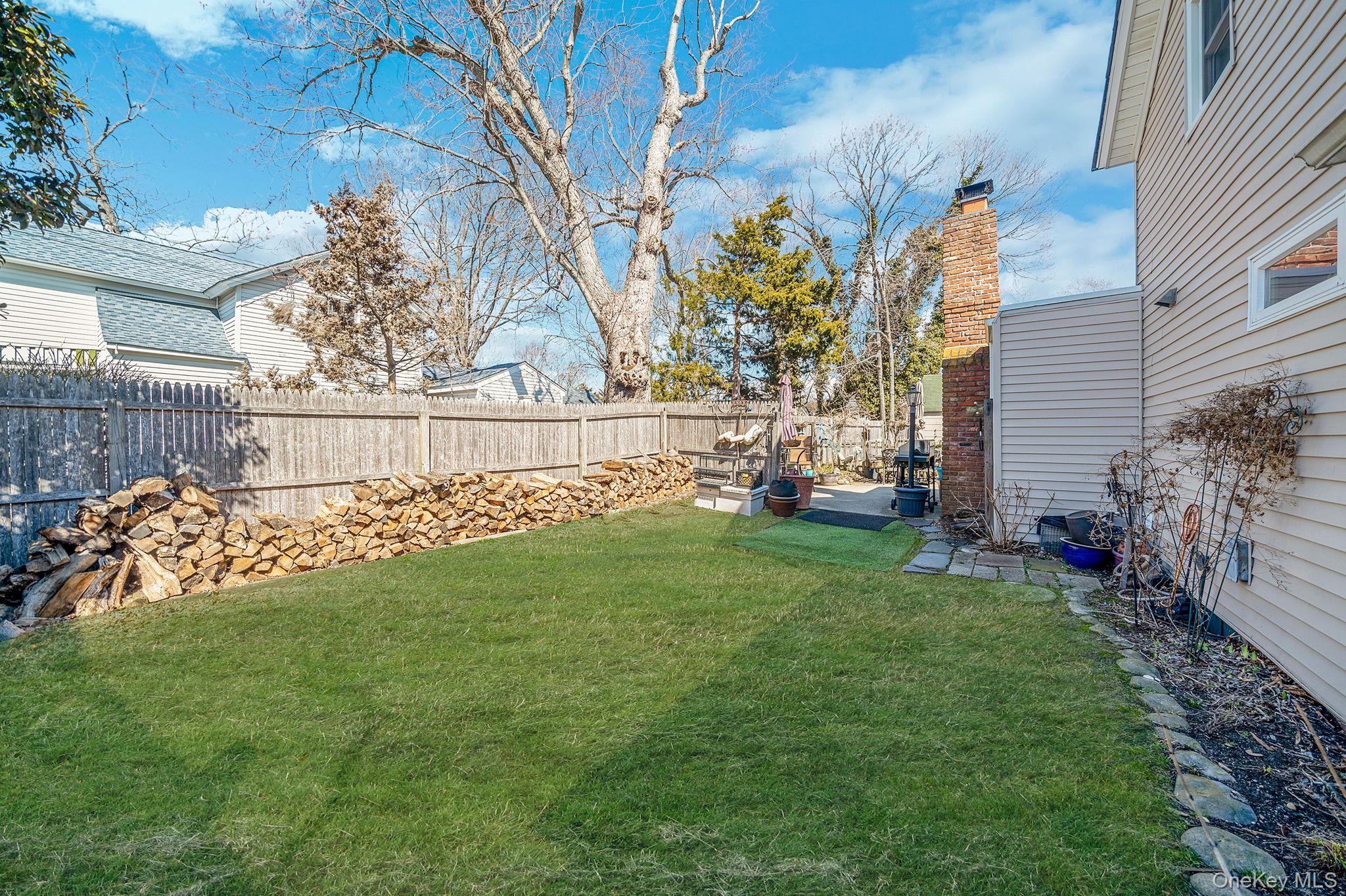 43 Wiggins Avenue, Patchogue, NY 11772