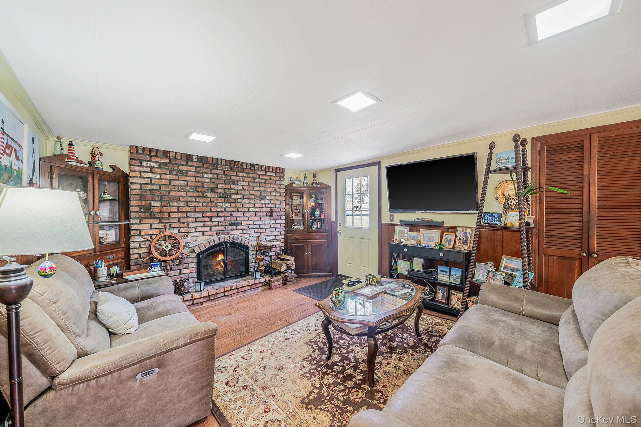 43 Wiggins Avenue, Patchogue, NY 11772