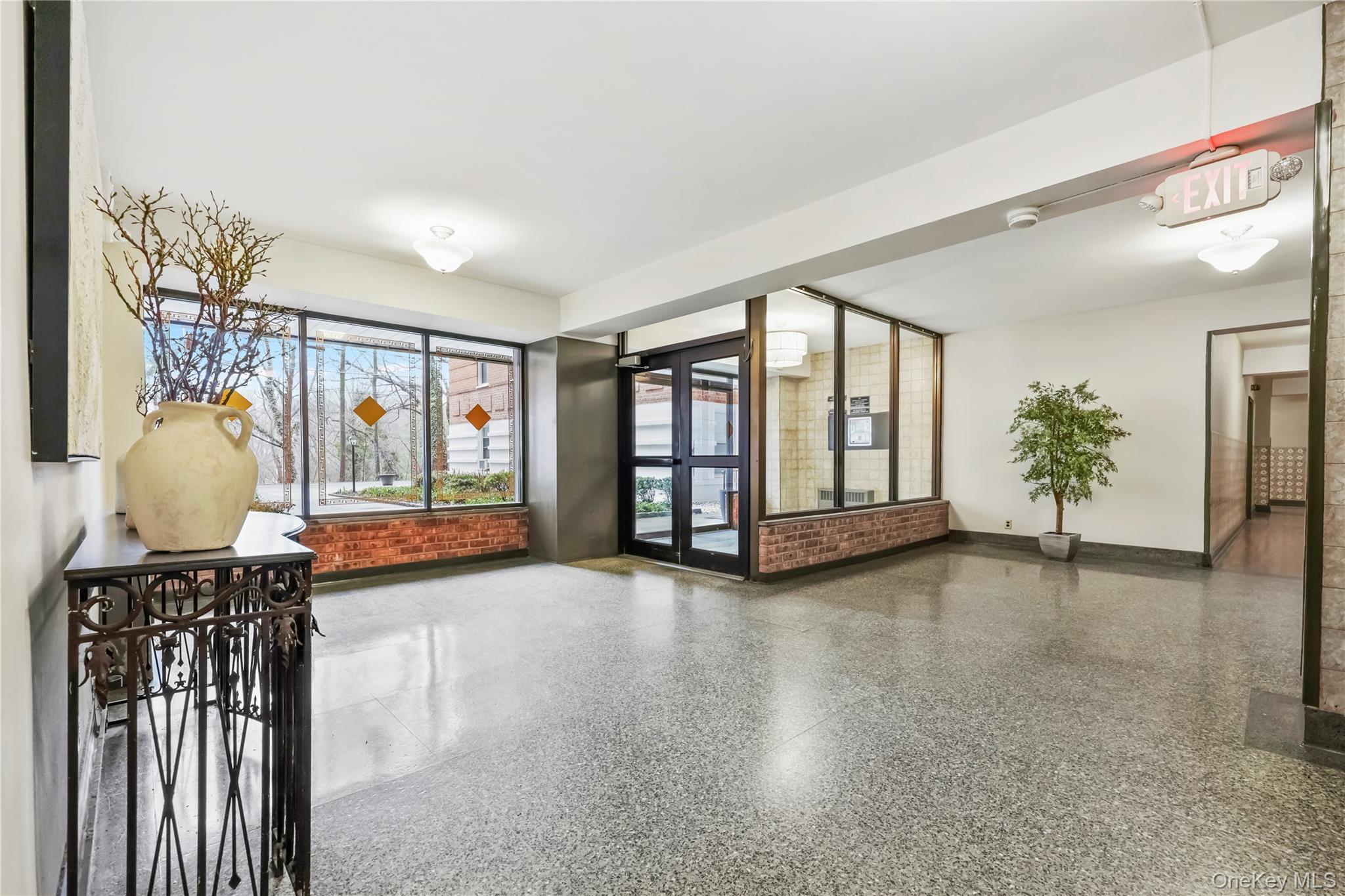 247 Parkview Road # 5J, Bronxville, NY 10708