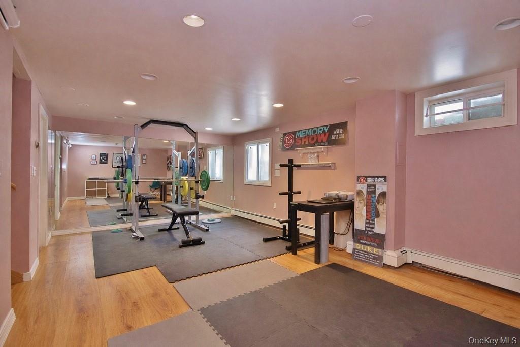 9 Crescent Lane, Putnam Valley, NY 10579