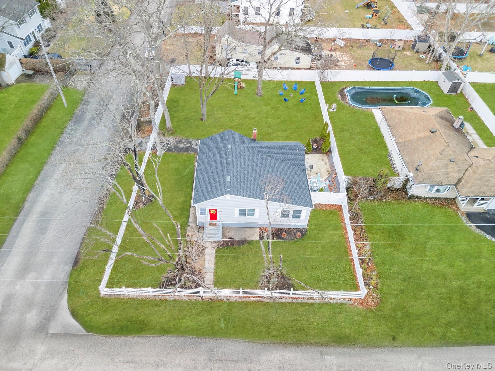 220 Woodycrest Drive, Holtsville, NY 11742