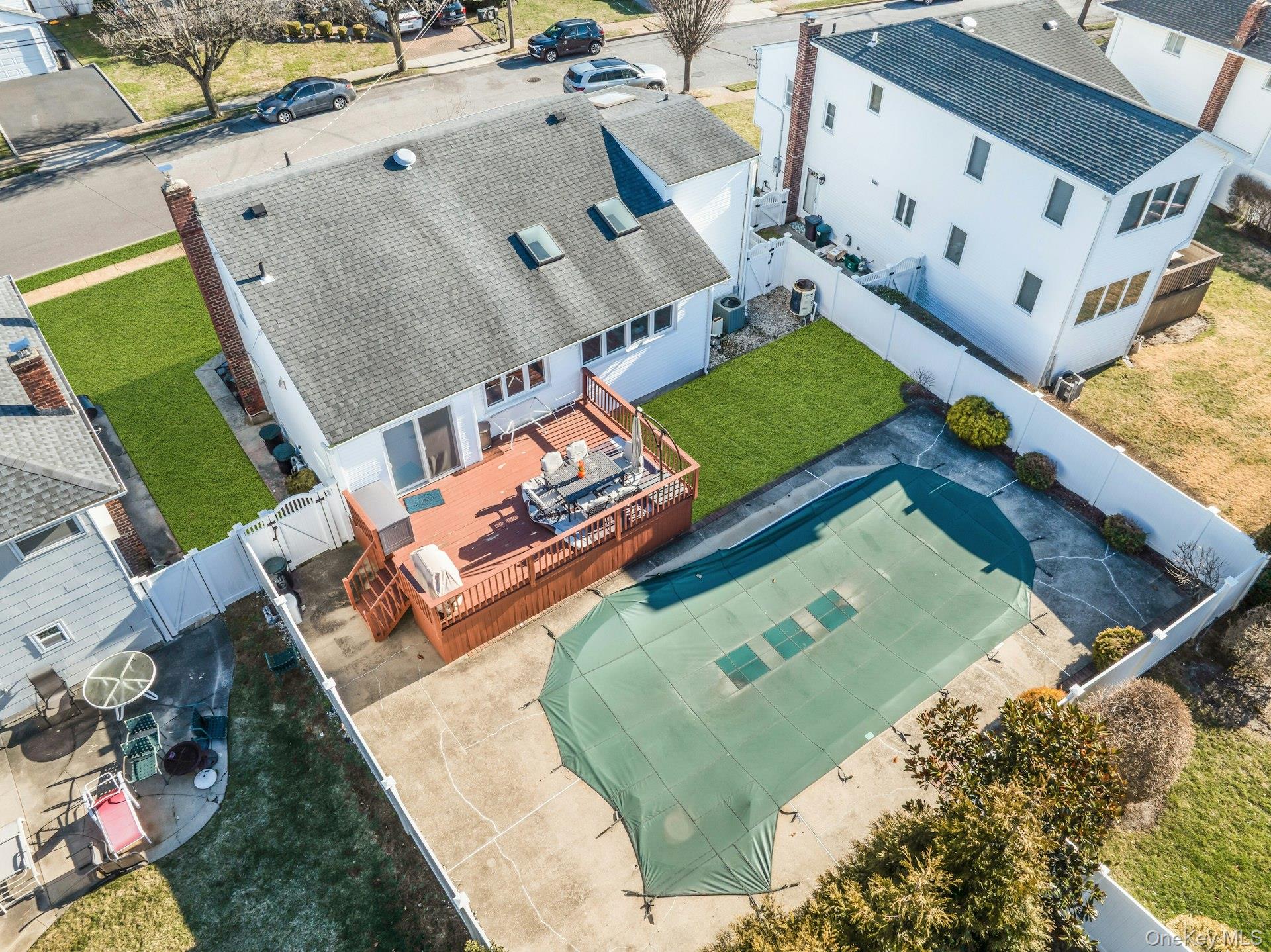 2505 Walters Court, Bellmore, NY 11710