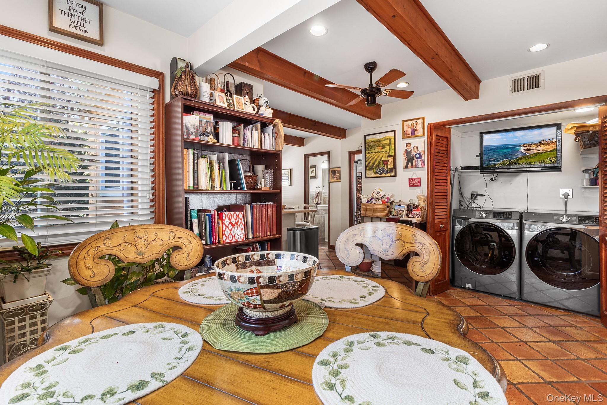 46 Riggs Place, Locust Valley, NY 11560