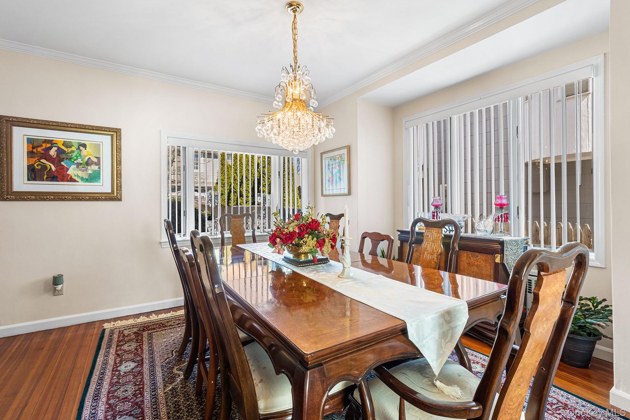 46 Riggs Place, Locust Valley, NY 11560