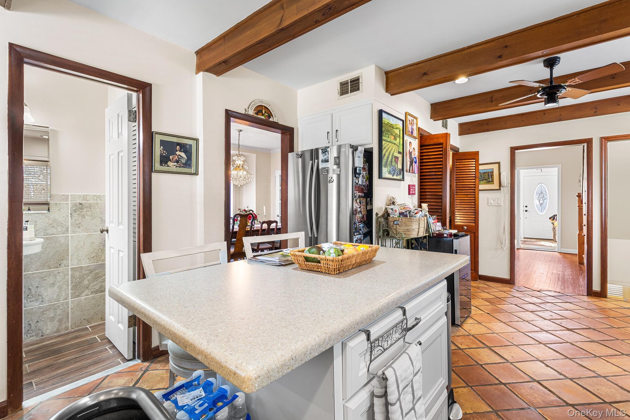 46 Riggs Place, Locust Valley, NY 11560