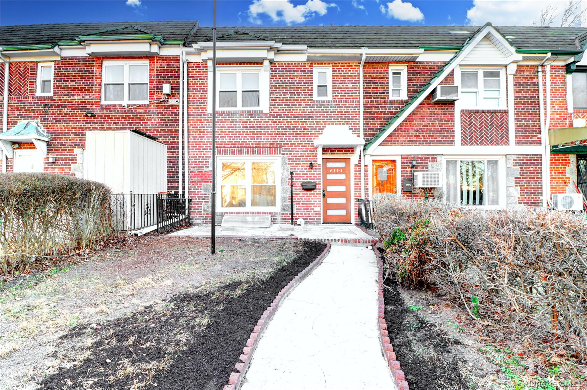 6110 84th Street, Middle Village, NY 11379