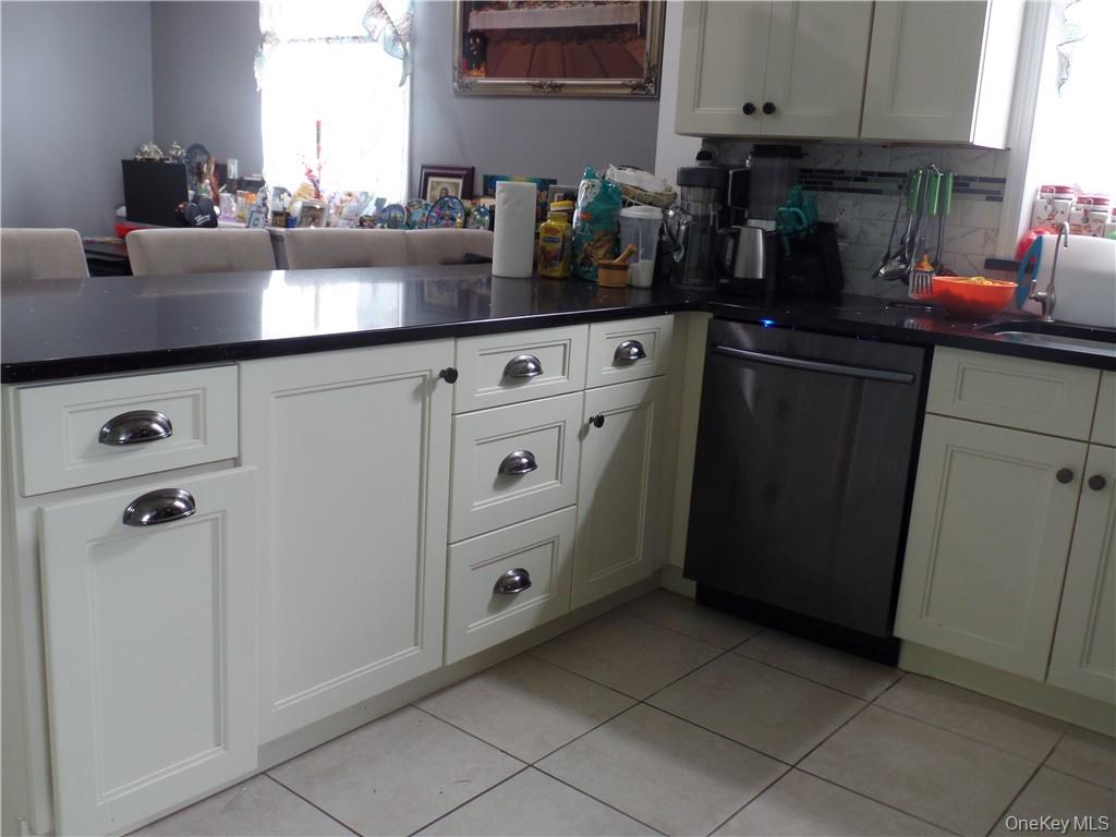 216 Robinson Avenue, Newburgh, NY 12550