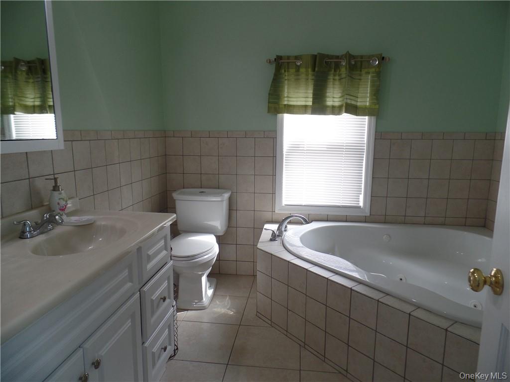 216 Robinson Avenue, Newburgh, NY 12550