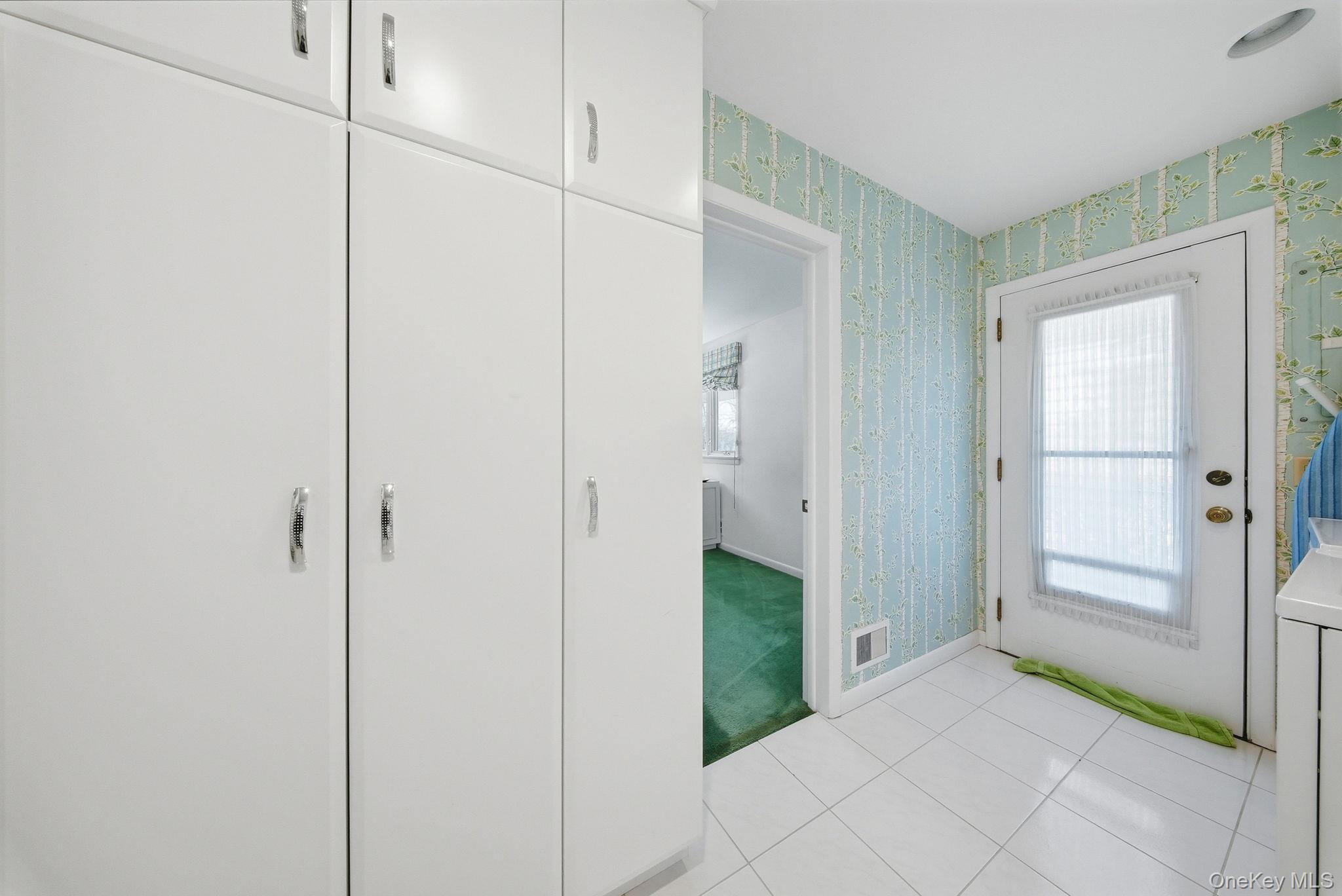 736 State Route 94 N, Warwick, NY 10990