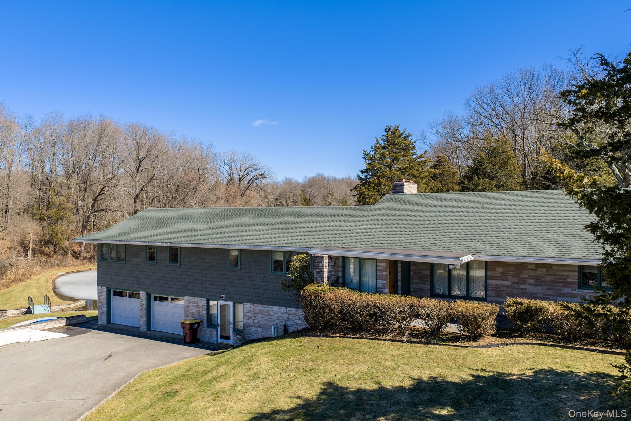 736 State Route 94 N, Warwick, NY 10990