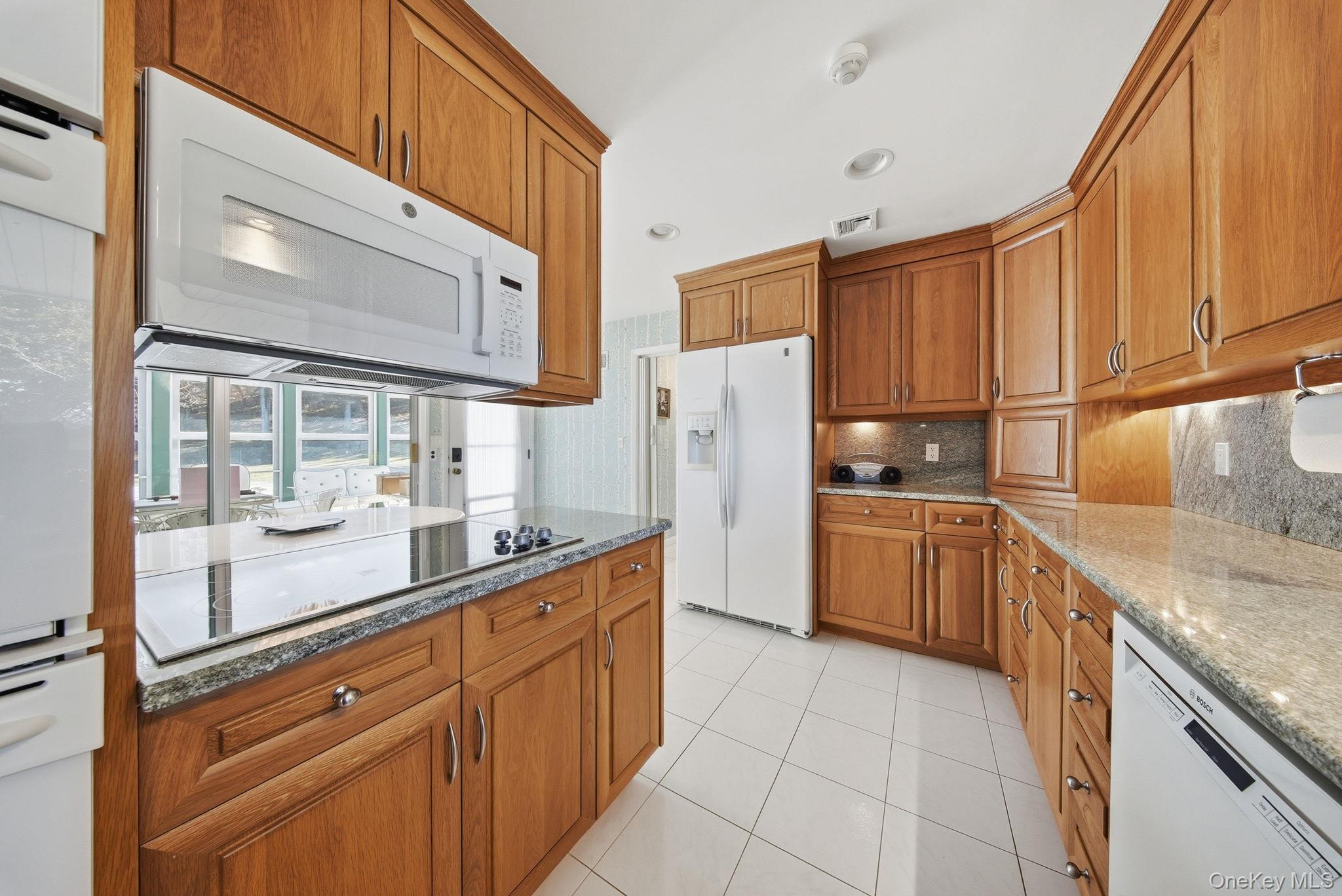 736 State Route 94 N, Warwick, NY 10990